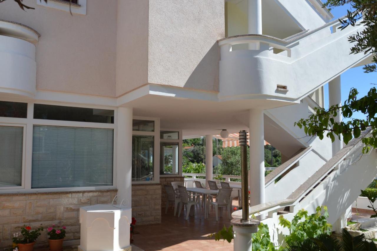 Apartments And Rooms By The Sea Jakisnica, Pag - 4160 Lun  Exteriér fotografie
