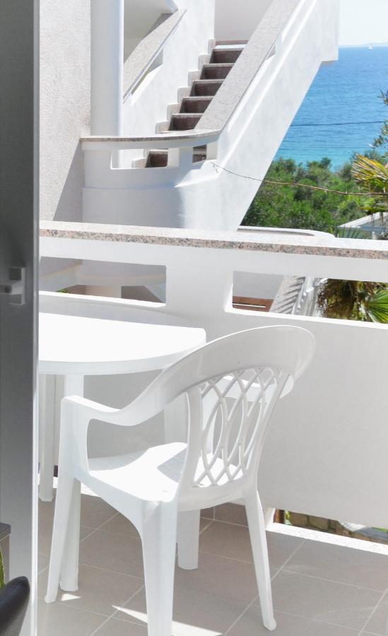 Apartments And Rooms By The Sea Jakisnica, Pag - 4160 Lun  Exteriér fotografie
