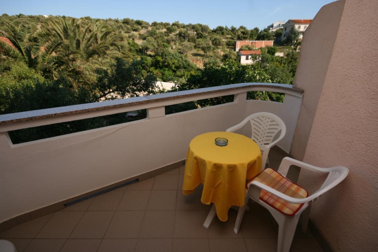 Apartments And Rooms By The Sea Jakisnica, Pag - 4160 Lun  Exteriér fotografie