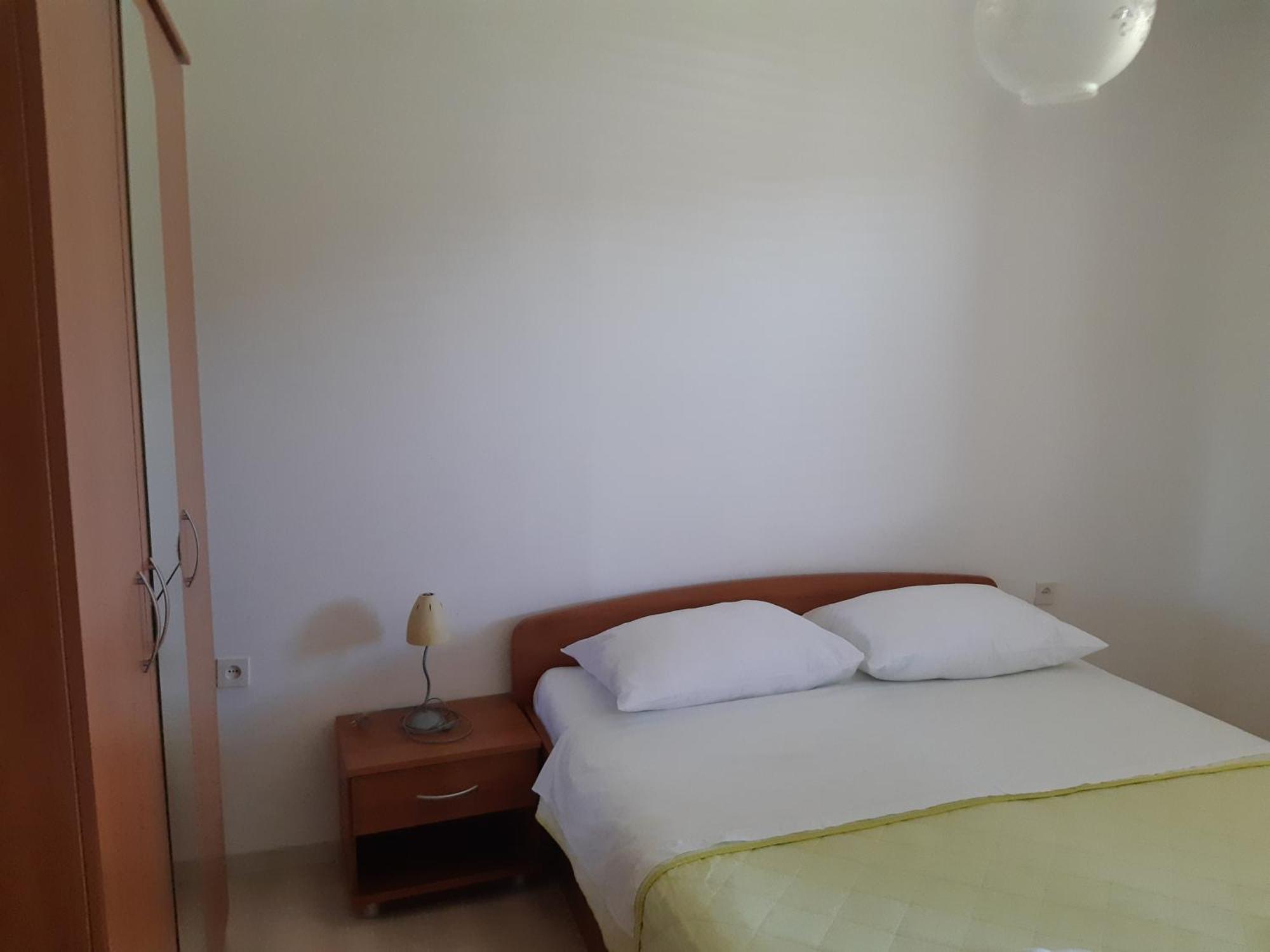 Apartments And Rooms By The Sea Jakisnica, Pag - 4160 Lun  Pokoj fotografie